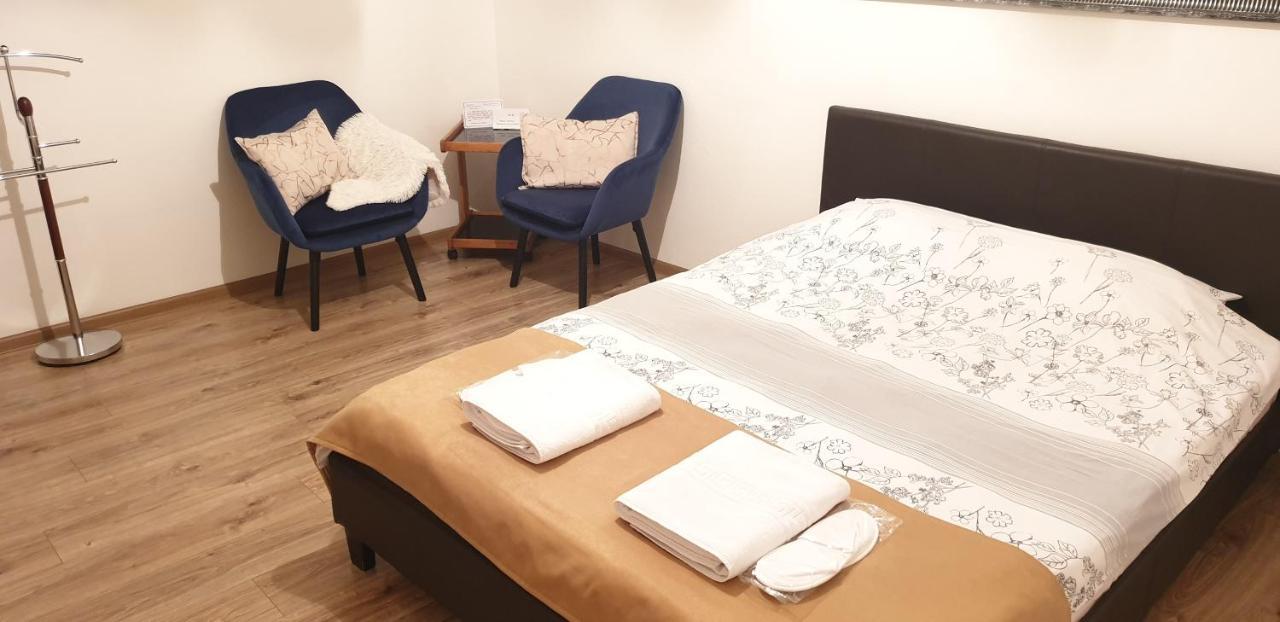 Central Apartment Dumdix 布拉索夫 外观 照片